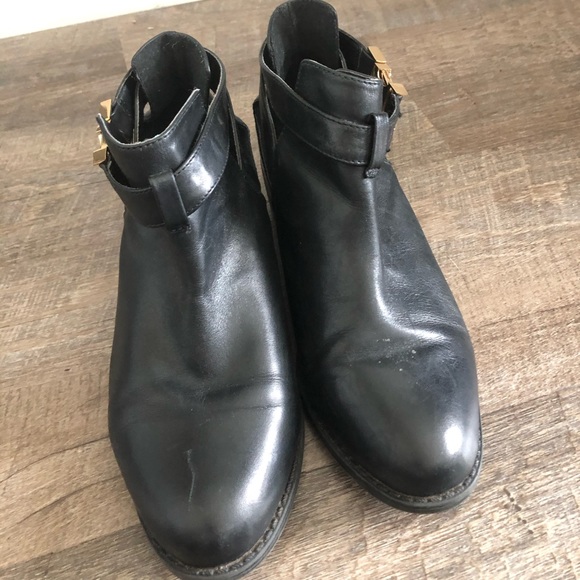 Topshop Black Leather Booties - Picture 2 of 4